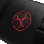 21-poison-armor-armor_3-black-detail-emblem-web-1920x1080_1